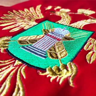 Вышивка металлизированными нитками